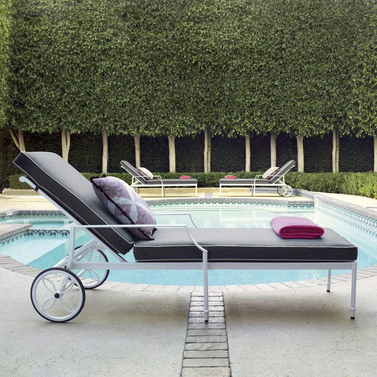 Grayson Chaise Lounge with Cushions in White Aluminum