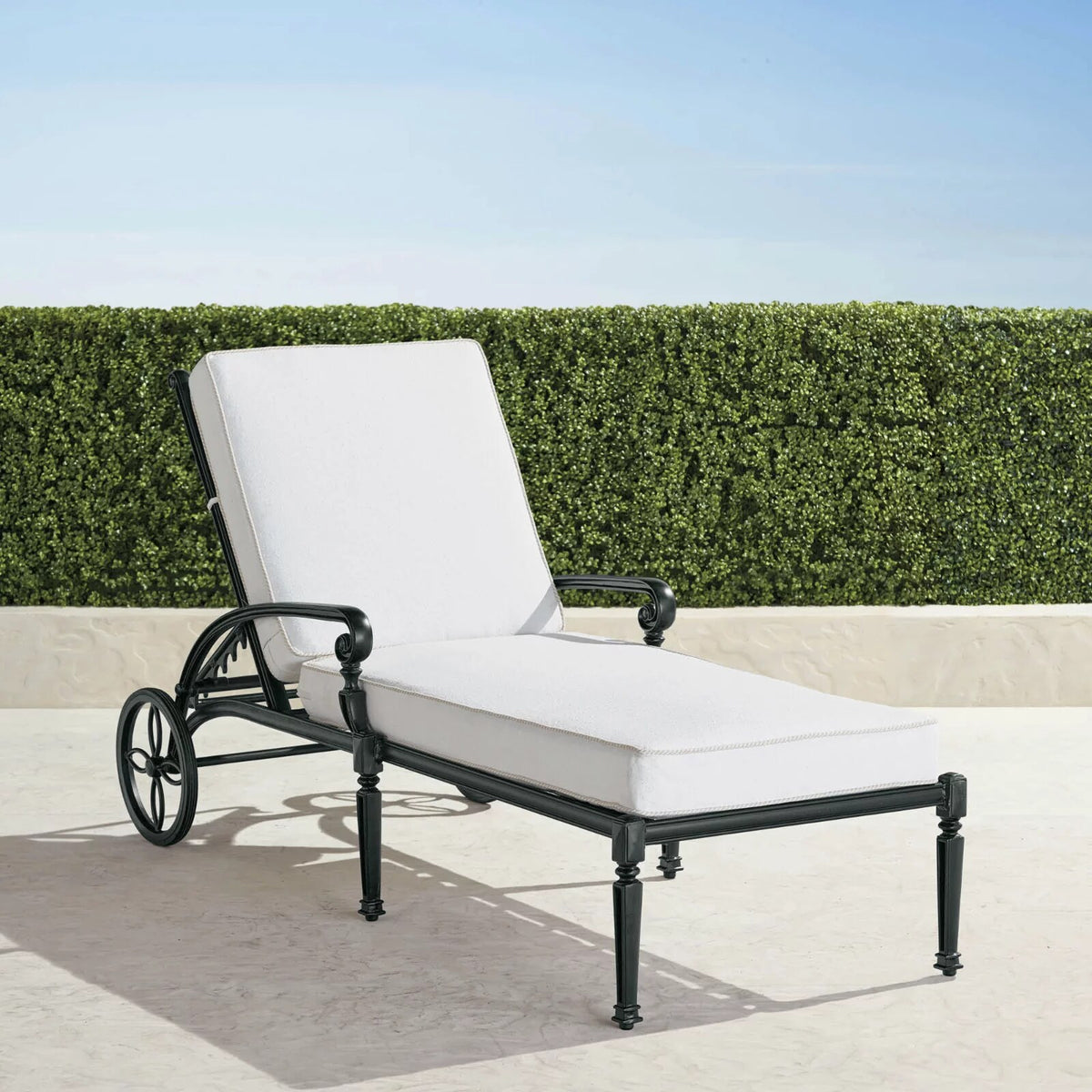 Carlisle Chaise Lounge with Cushions in Onyx Aluminum